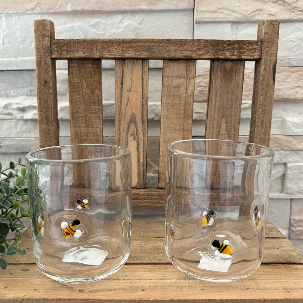 🆕 Set of 2 | Clear Bee 🐝 Icon Glasses!
